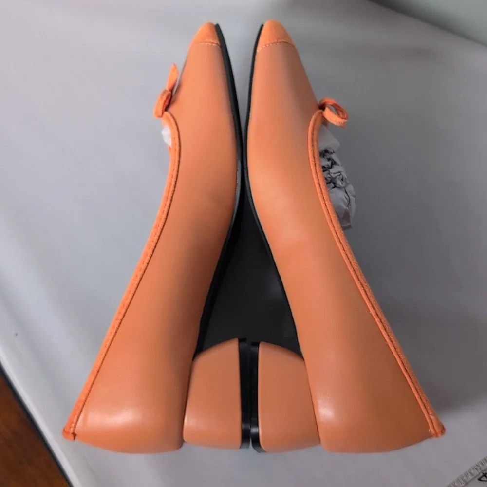 C. Paravano Orange Low Block Heel Closed Toe Pumps Size 10.5/41